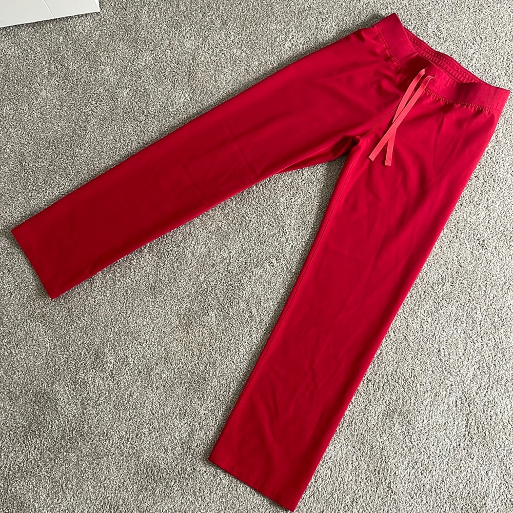 Figs Small Tall Livingston Red